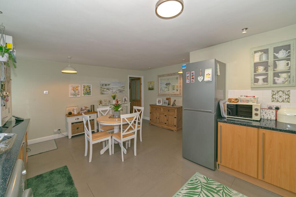 Kitchen / Diner