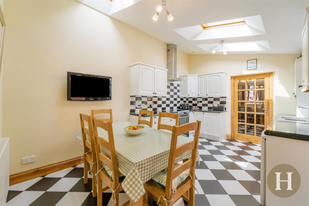 Hadleigh Estate Agents-9.jpg