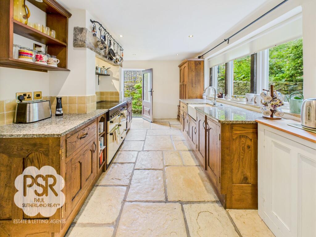 Farmhouse Style Kitchen