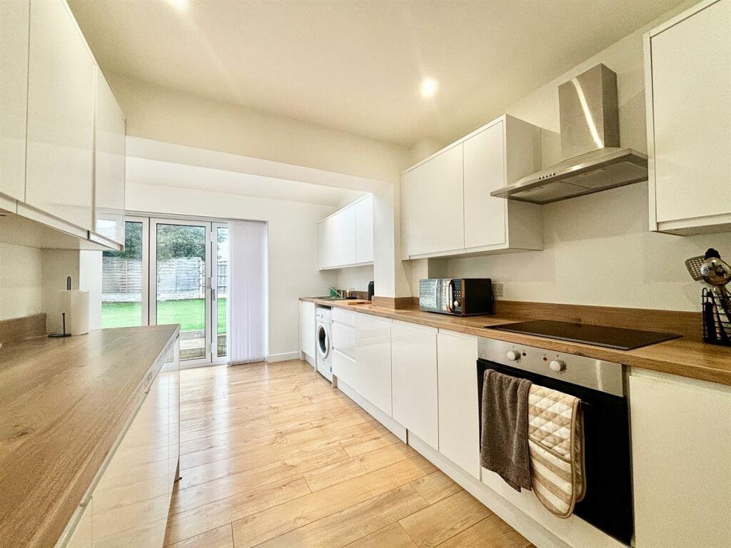 Kitchen/Dining Room