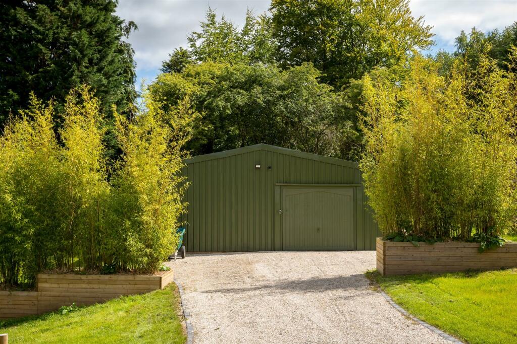 44 - Brecon House - GL53 9NE - Web.jpg
