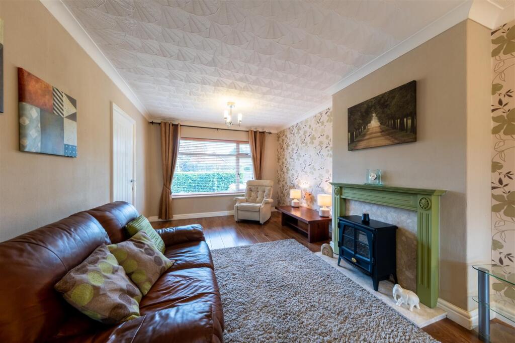 252 Swanlow Road-005.jpg