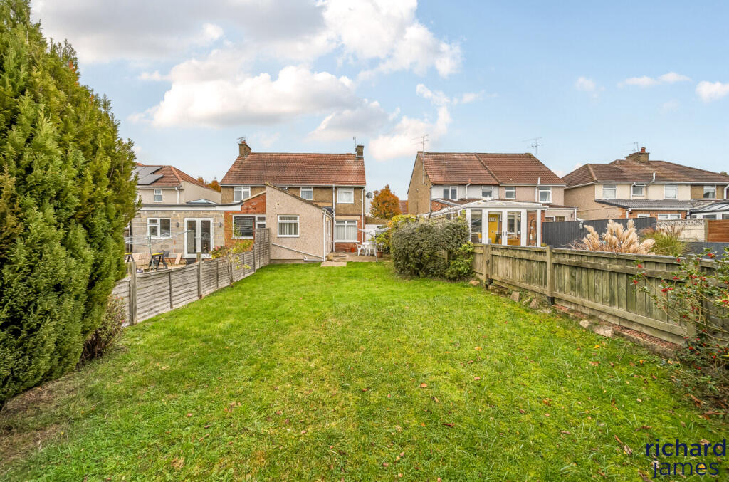 ead9ca5ce582426aa7c653fb5b009f33