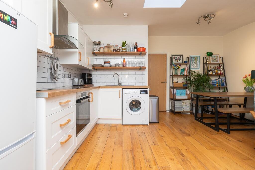 3 - Top floor one-bedroom flat for Auction, St Geo