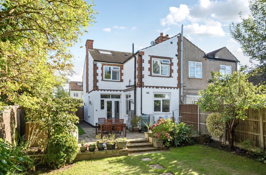 1354484-6-68c328a5c5f87