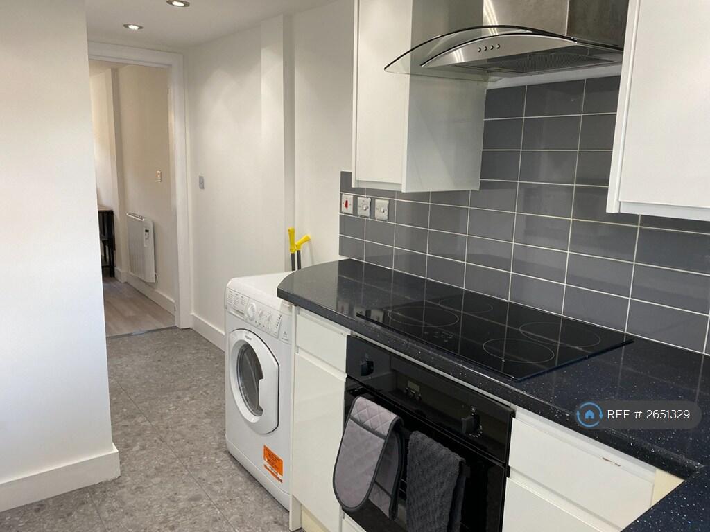 Kitchen 2