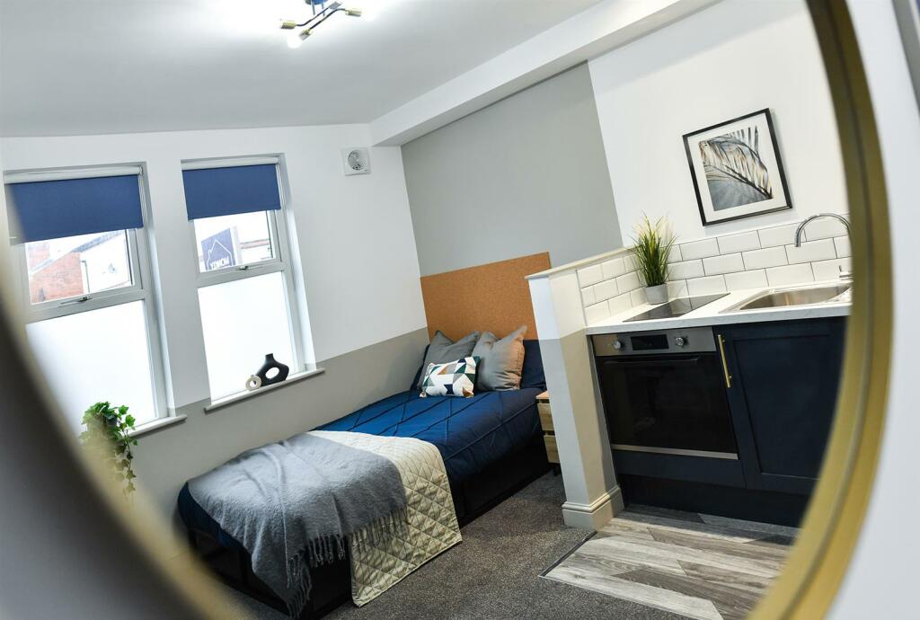 21crownst-121.jpg