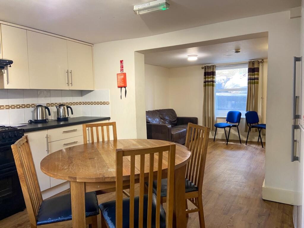 3 Elm Grove Kitchen (4)