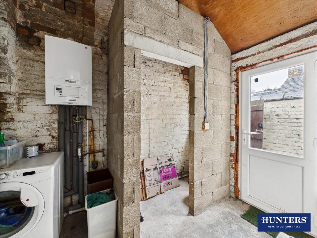 Utility Room &amp; Potential WC/Cloakroom