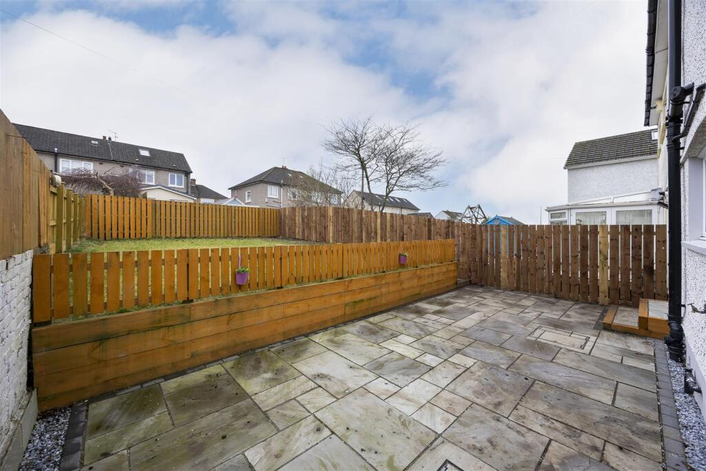13_AVON_RD_BISHOPBRIGGS_003.JPG