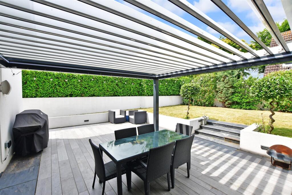 Patio / Decking