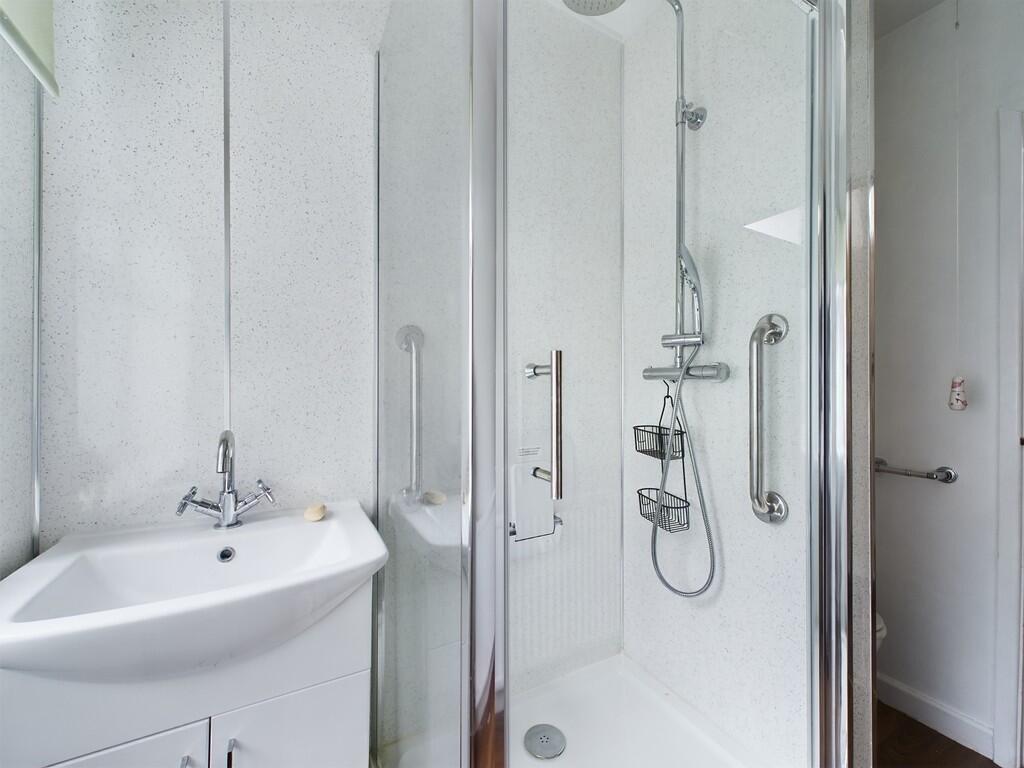 CAM02089G0-PR0409...