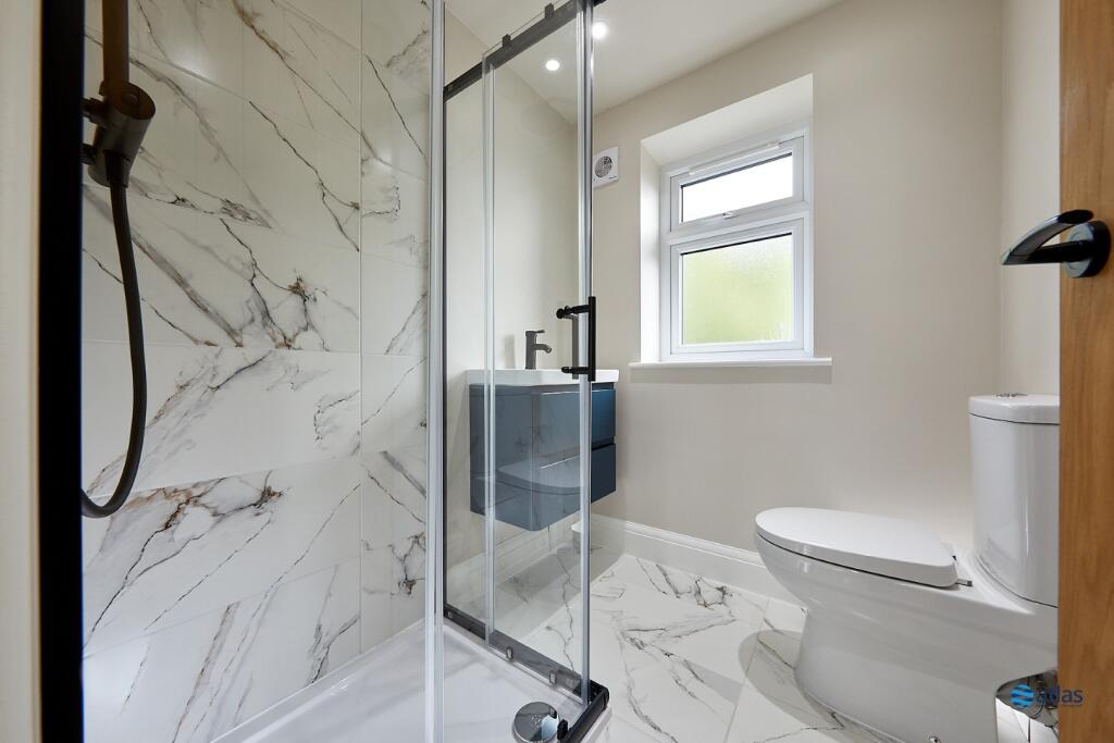 Bedroom One En Suite