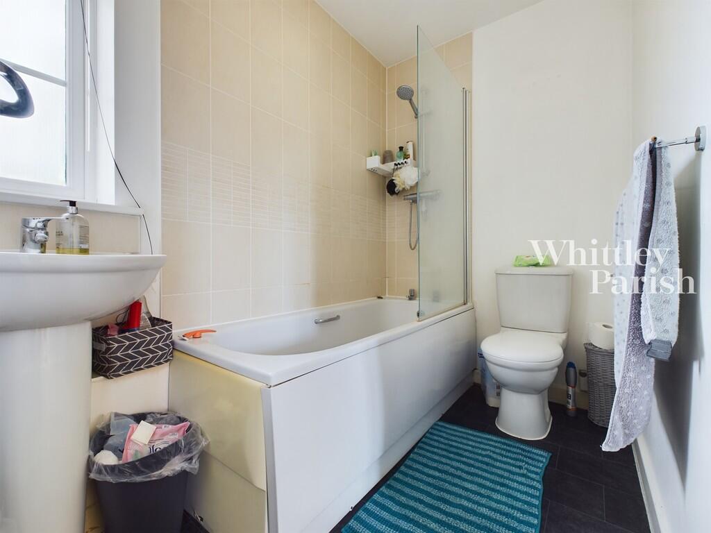 CAM04332G0-PR0055...