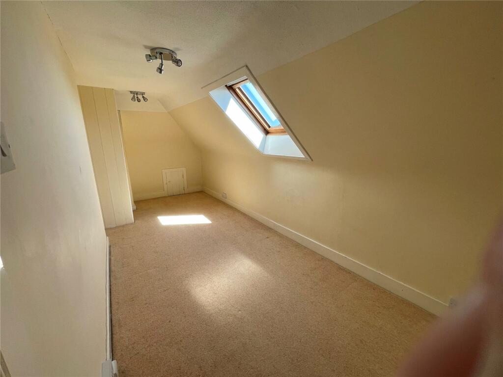 Bedroom 6/Study