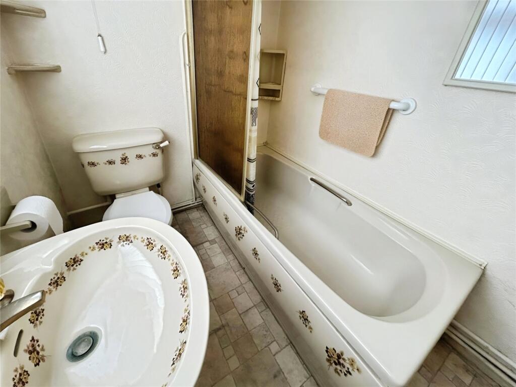 Bathroom W/C