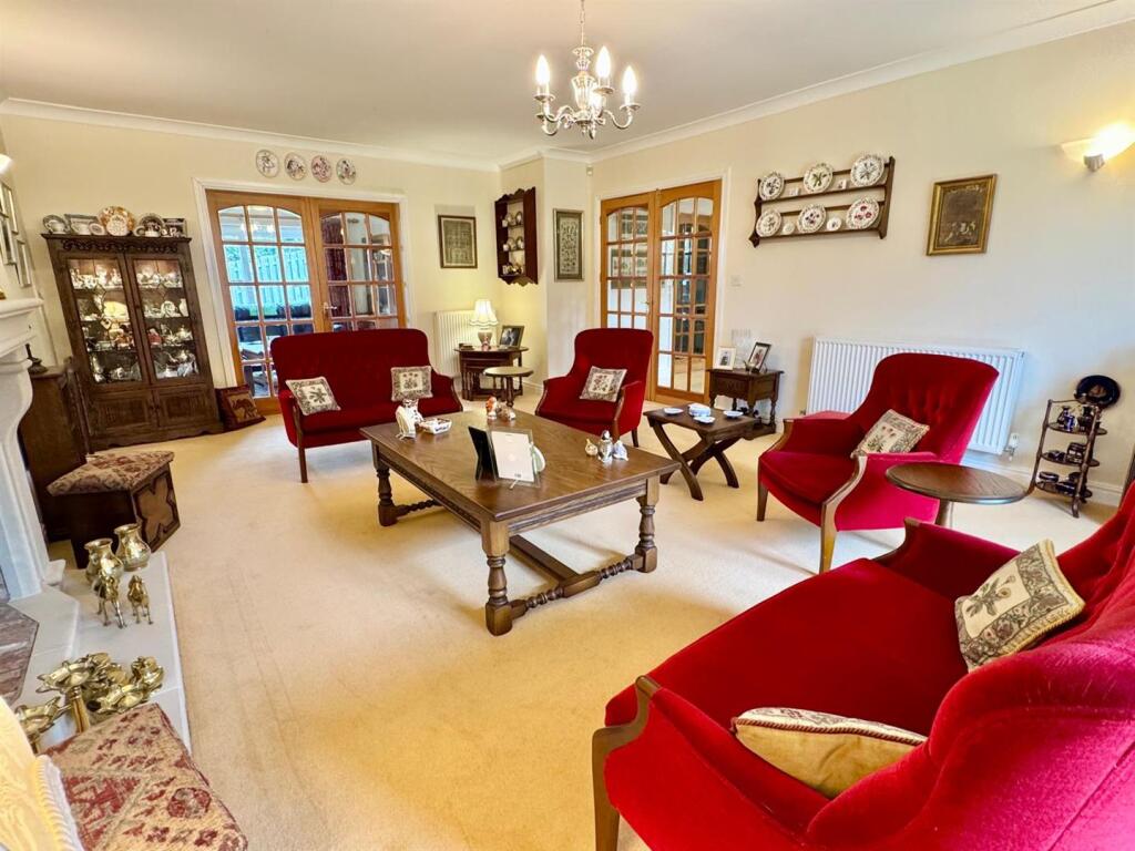 PHOTO-2025-08-12-06-56-38 (15).jpg