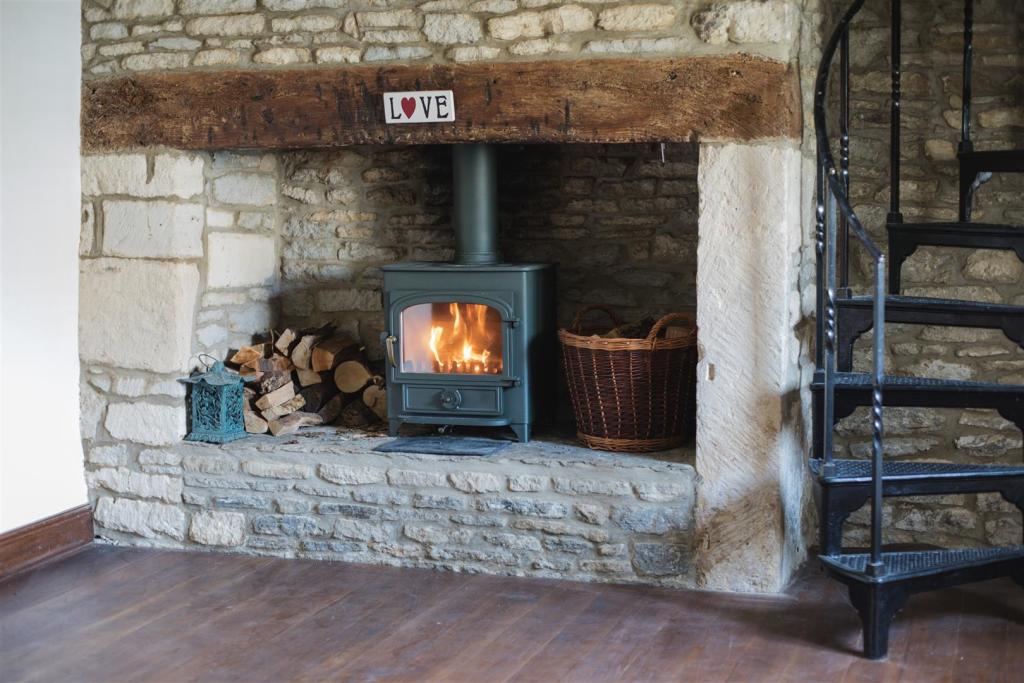 42 43 Down Ampney (print) 22.jpg