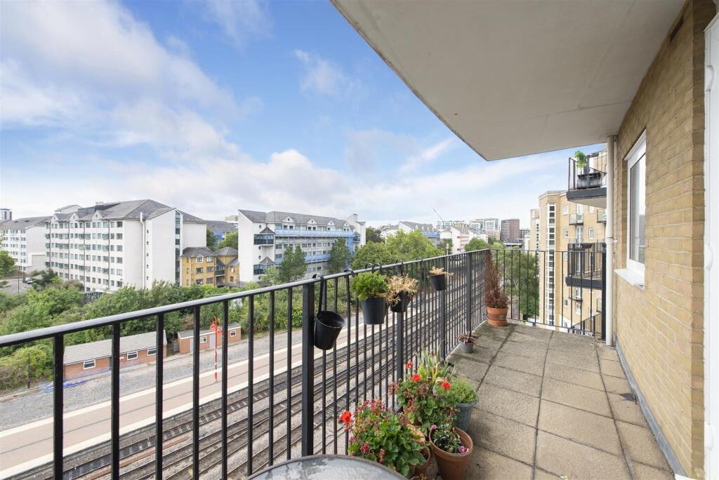 53166 Hi res (6).jpg