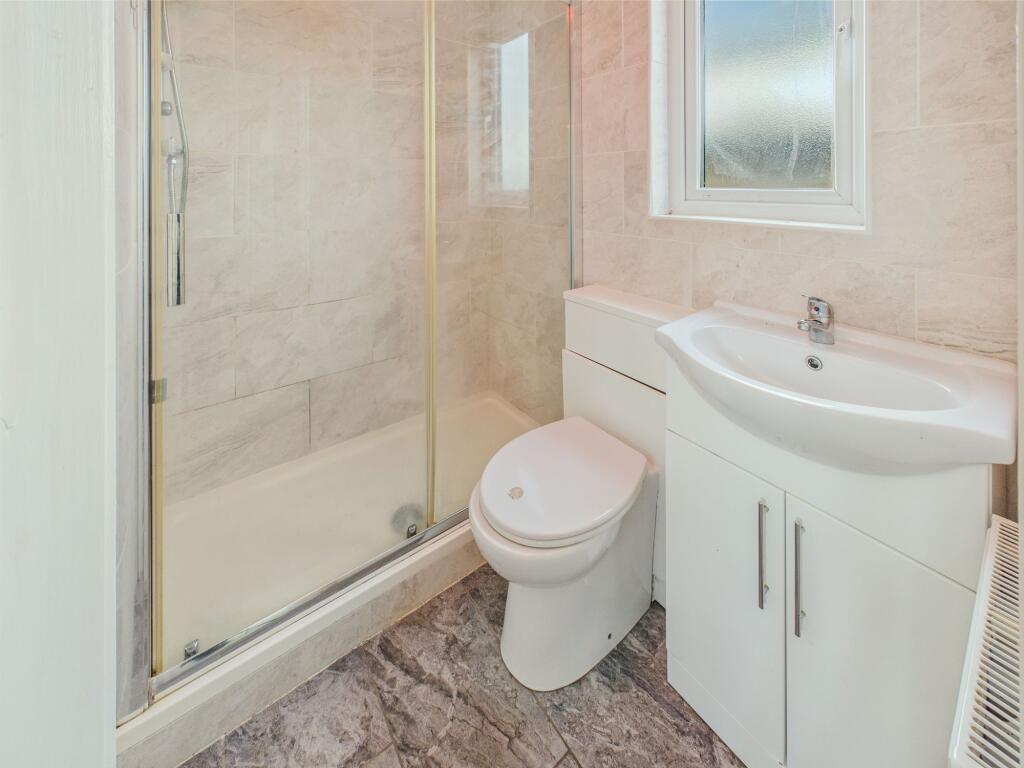 Loft Bedroom - En Suite