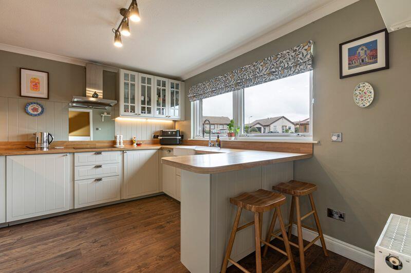 Breakfasting Kitchen