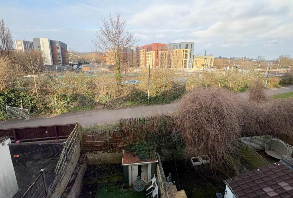 View across Bedminster Railway station.jpg