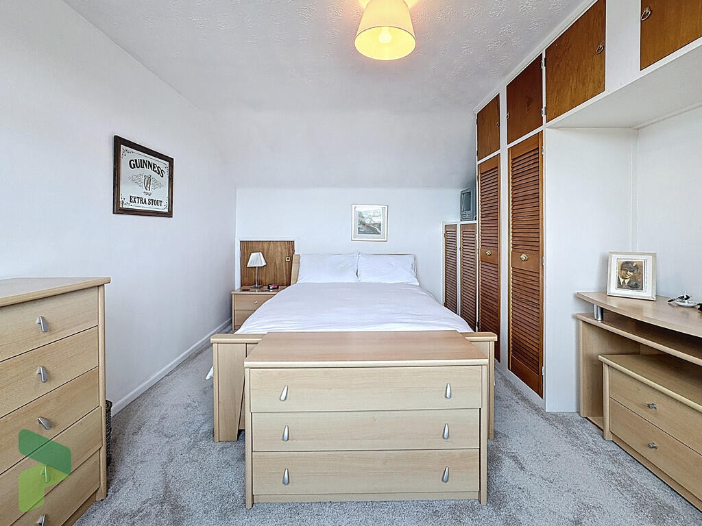 Bedroom 1 first f...