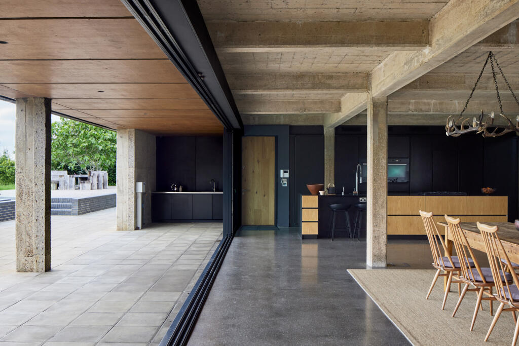 218873 - DGLA1272.jpg