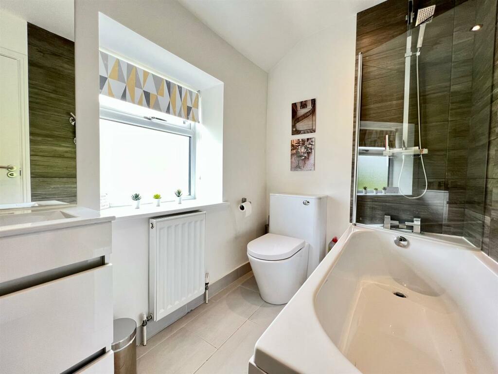 bathroom (18).jpg