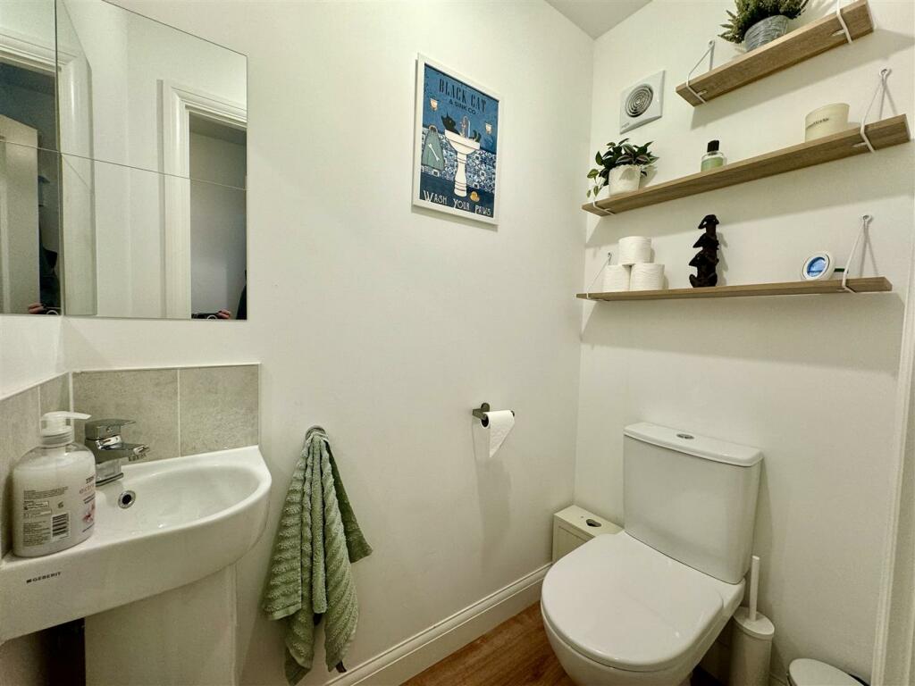 GROUND FLOOR WC