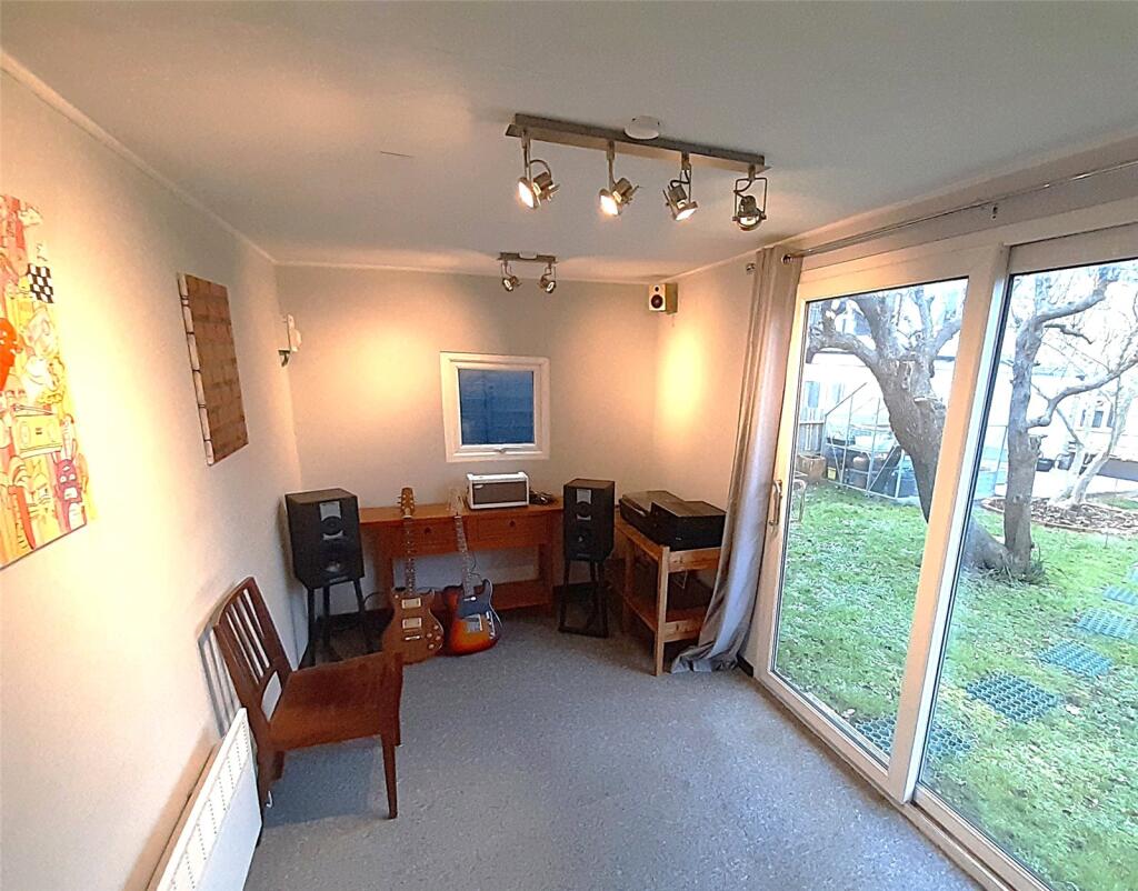 Summer Room