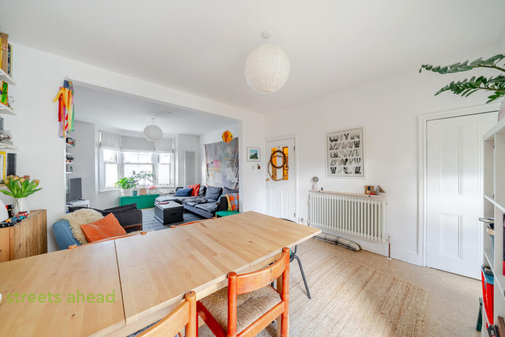 e60a1433-5467-40c...