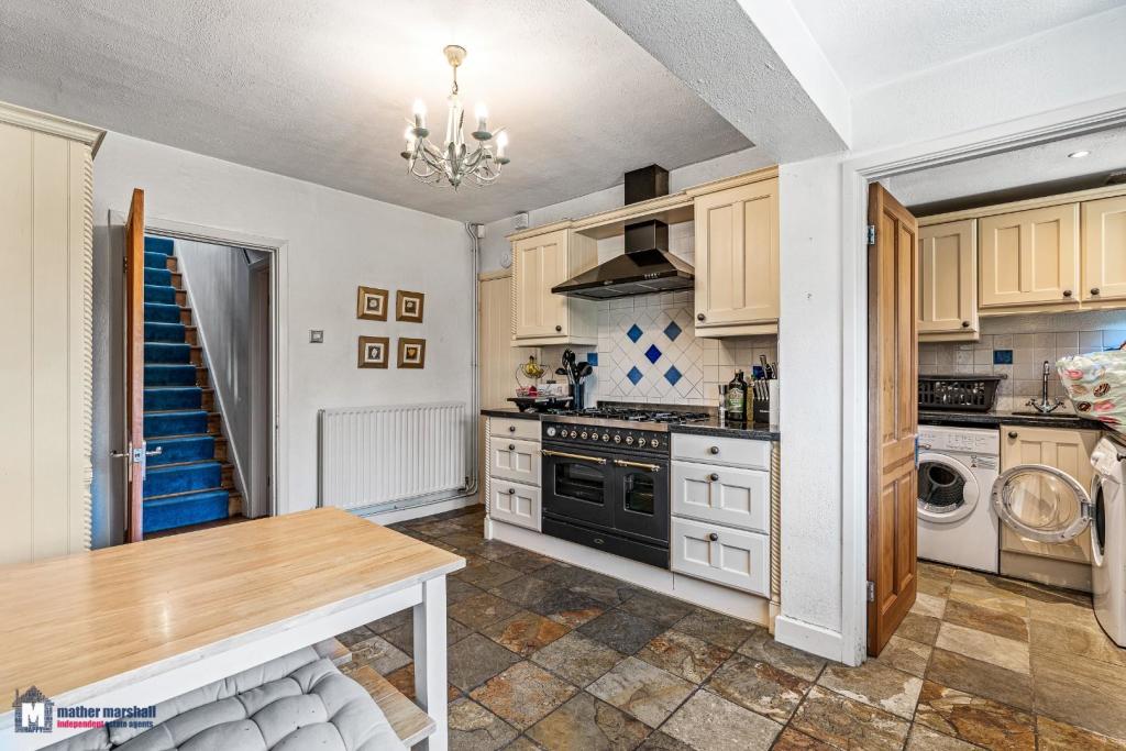 Kitchen Into Utility