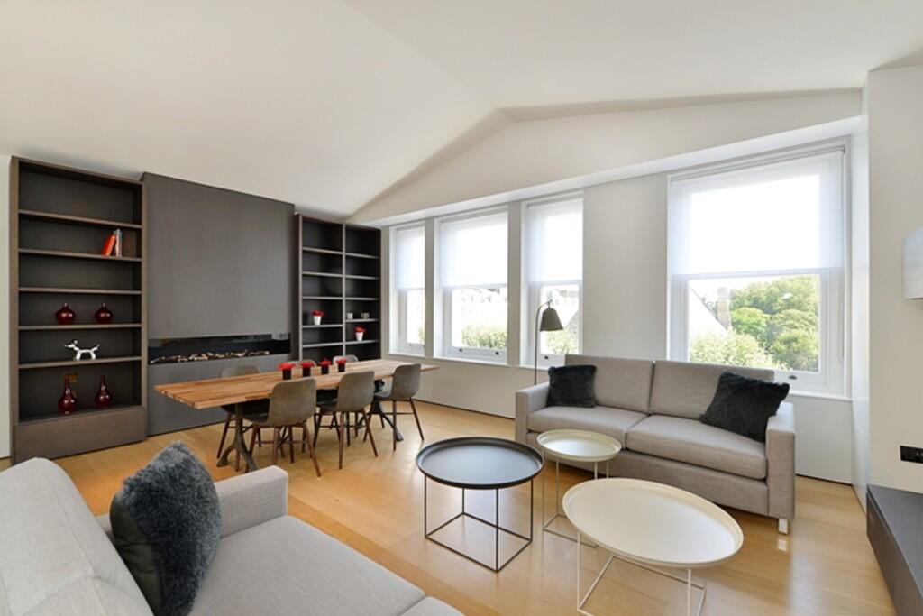 3, 76 Redcliffe S...