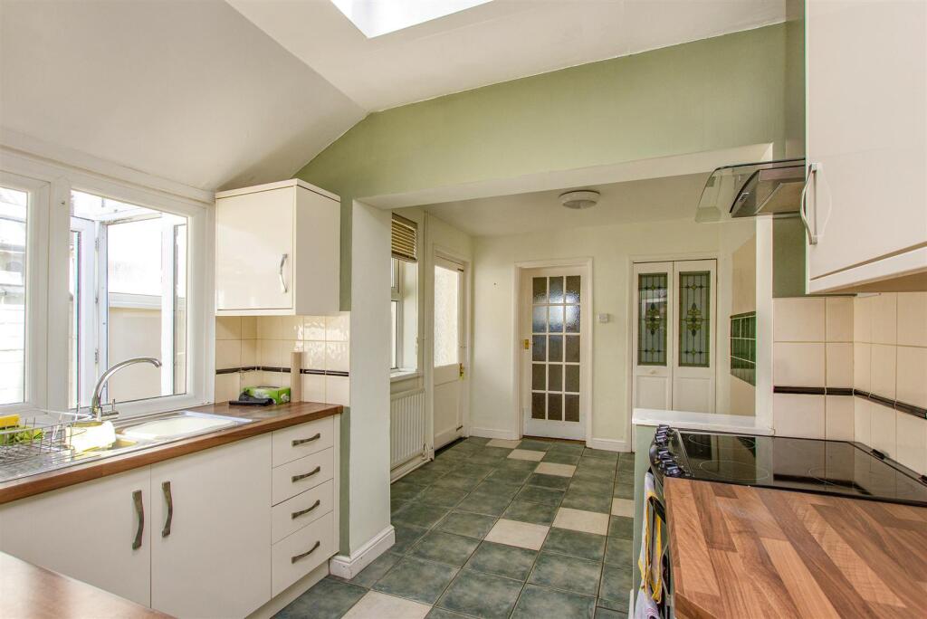 Kitchen/Dining Room