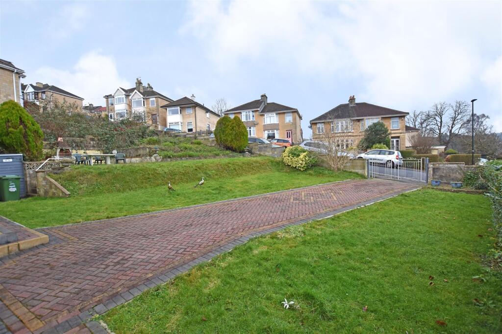 Front Garden &amp; Parking.JPG