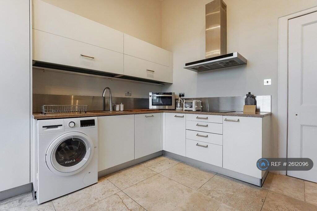 Kitchen With Breakfast Bar