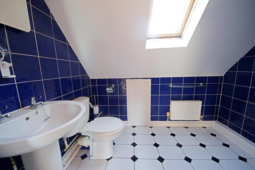 En suite top