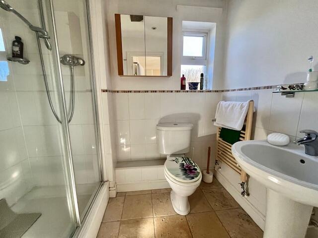 Ensuite