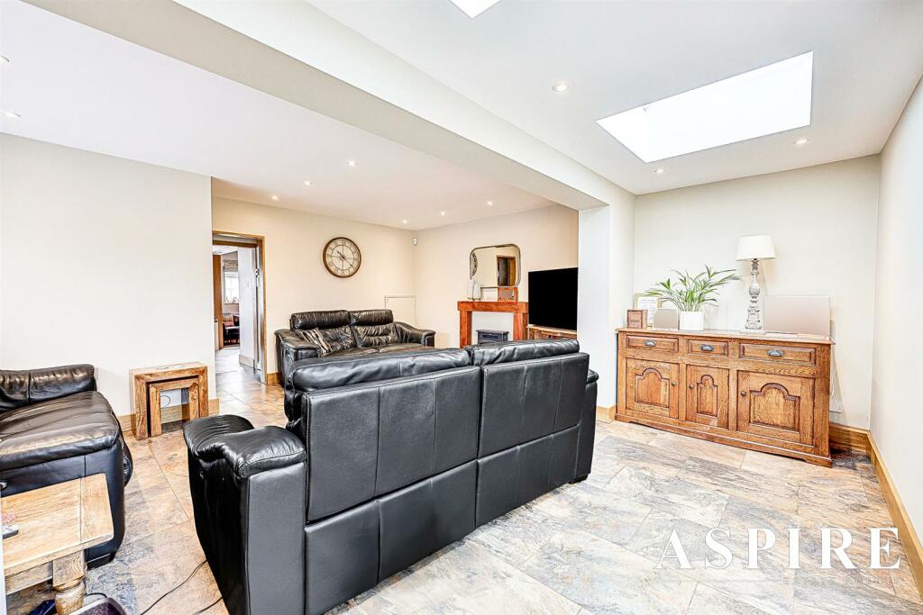 171A9610-171A9614-Edit copy 2.jpg