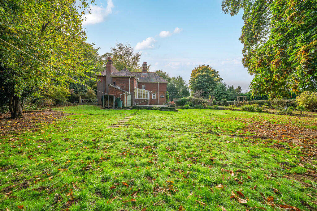 1342073-9-68ee68a...