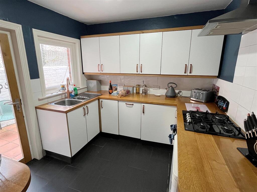 Kitchen.jpg