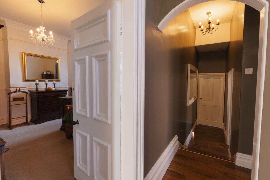 CHURCH ROAD EWE MOVE-74