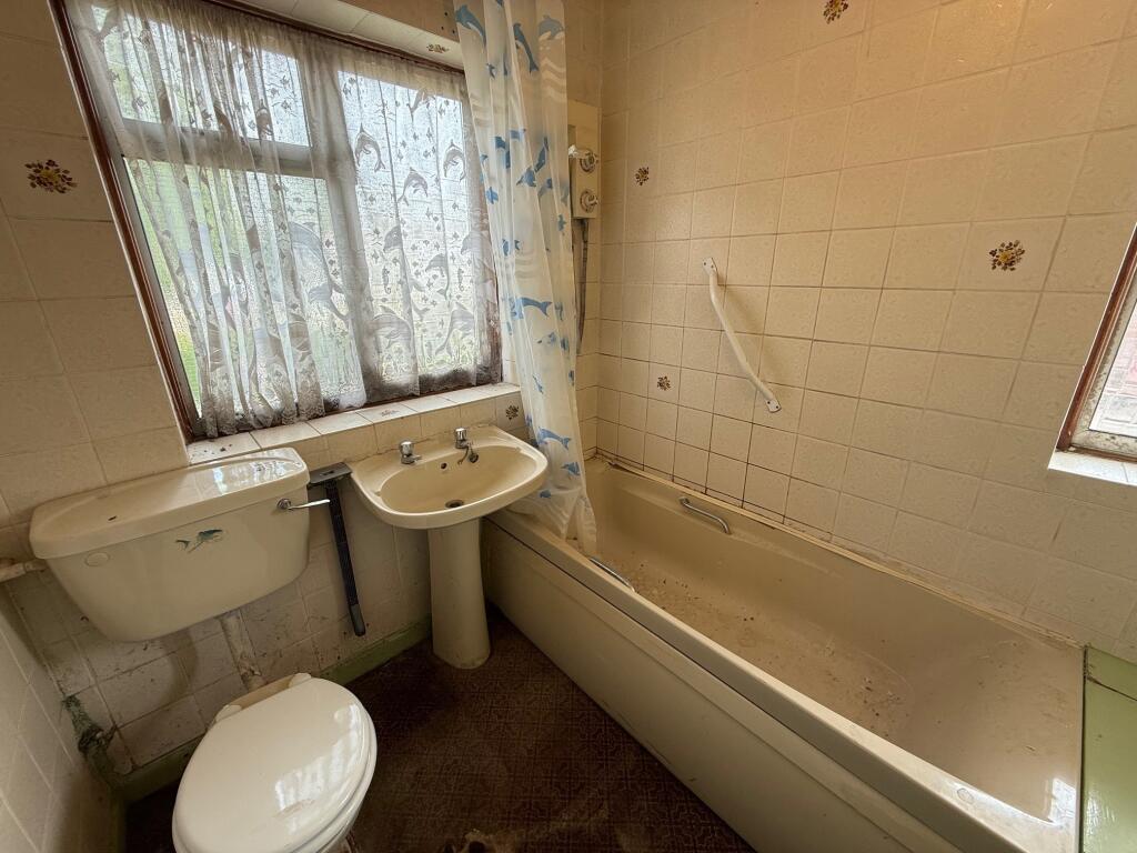 Ground Floor Bathroom