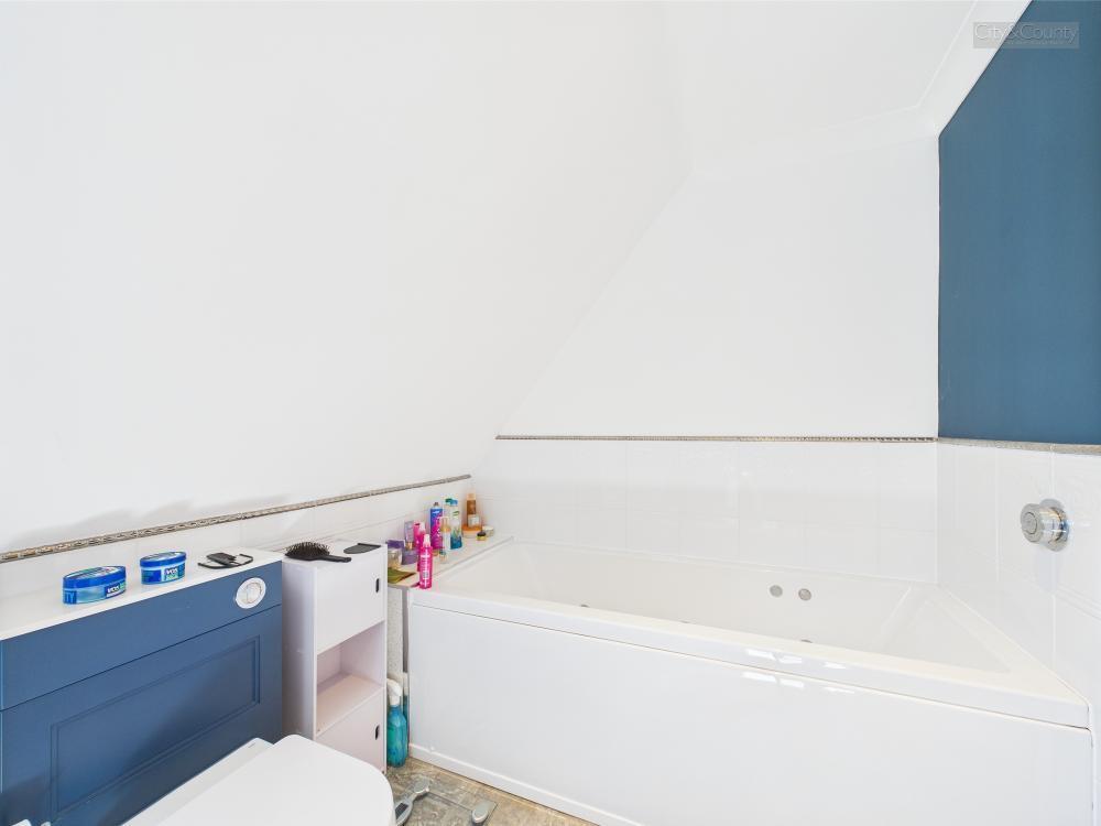 Upstairs Bathroom