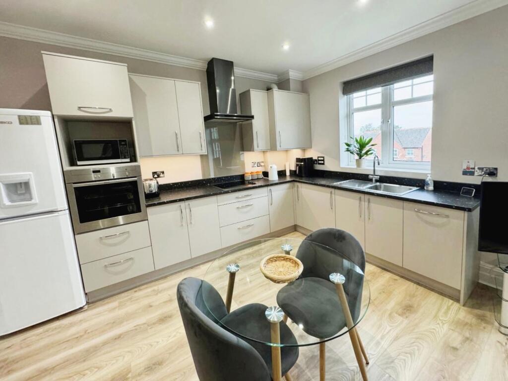 0f372cb7-Kitchen 20Diner.jpg