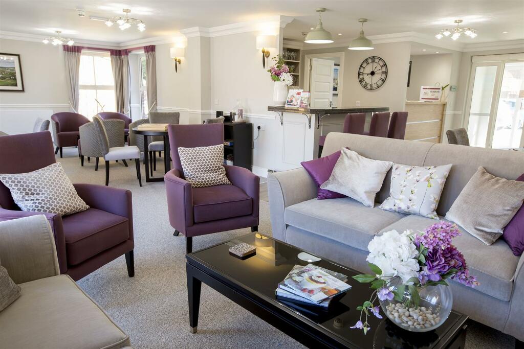 UNP Whistle 39161 Churchill Home Peel Lodge Macmil