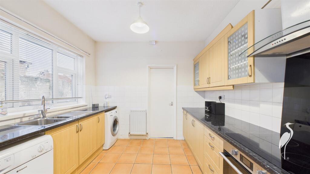 Breakfasting Kitchen