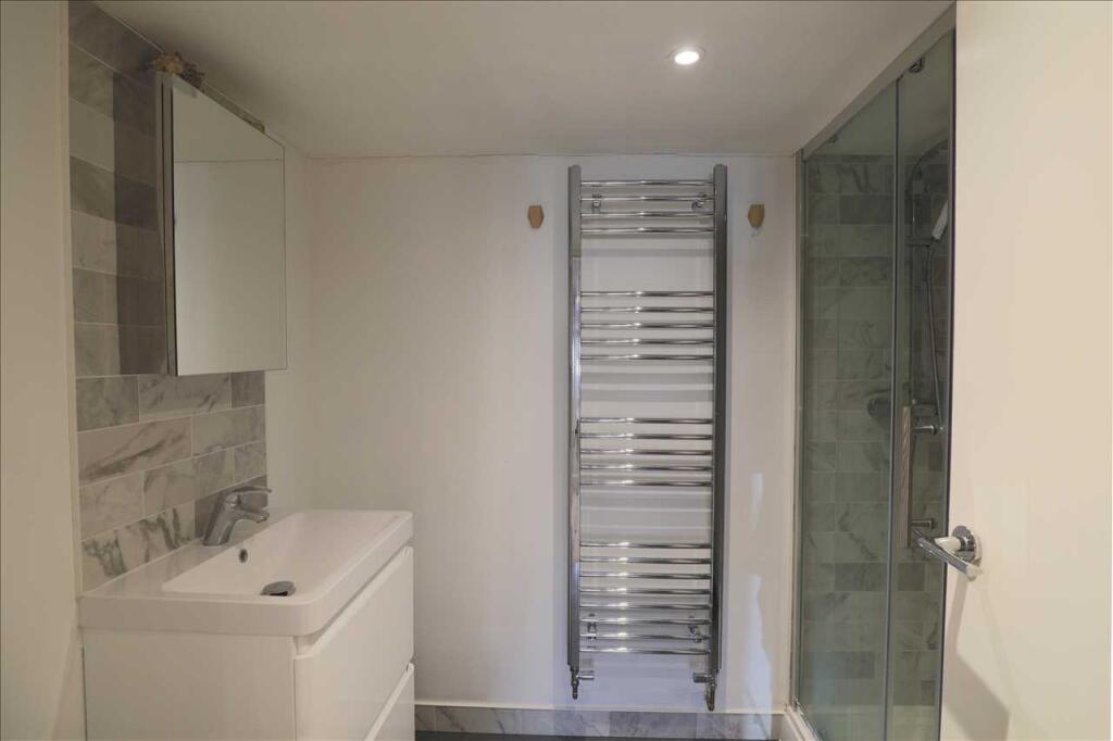 Ensuite Shower Room