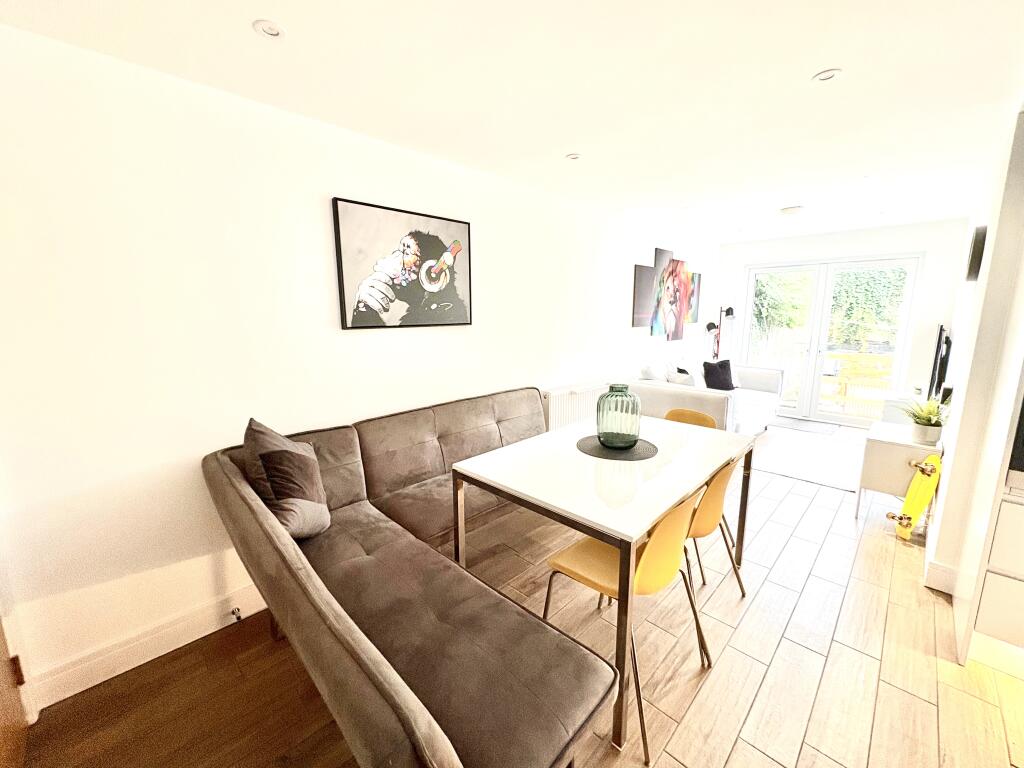 Dining and Snug Area